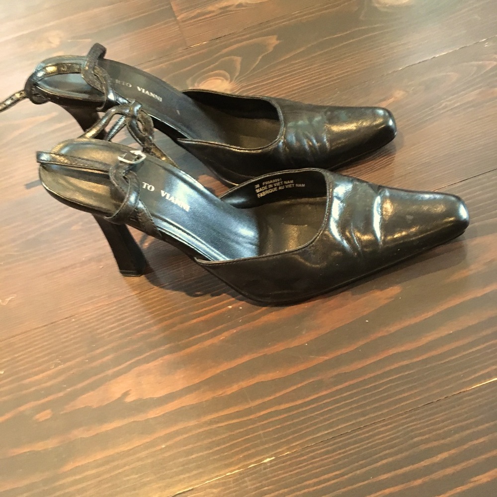 Leather heels it’s ankle strap